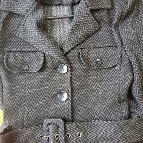 La Classe Couture Women's Jacket SM - Picture 3 of 5